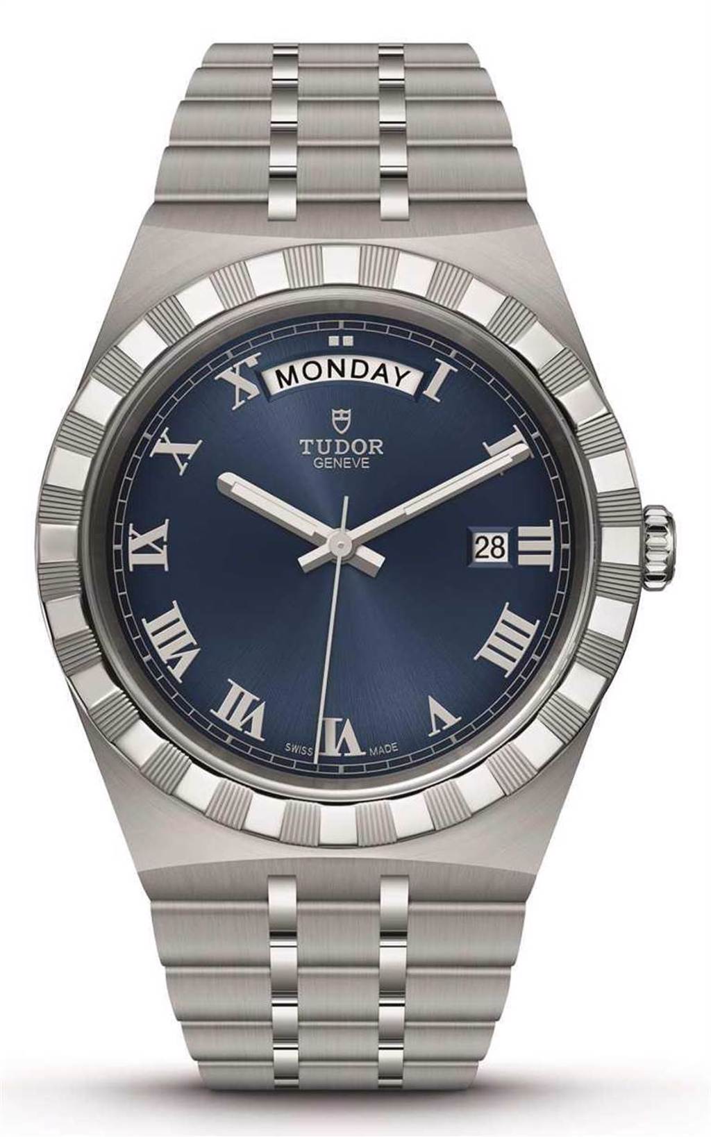 TUDOR「Royal皇家系列」腕錶，316L不鏽鋼錶殼，精鋼錶帶，41mm╱73,500元。（圖╱TUDOR提供）