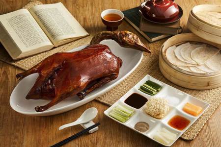台北新板希爾頓「嫣紅鵝」奪「十大名菜名點」　4人同行持振興券優惠3800