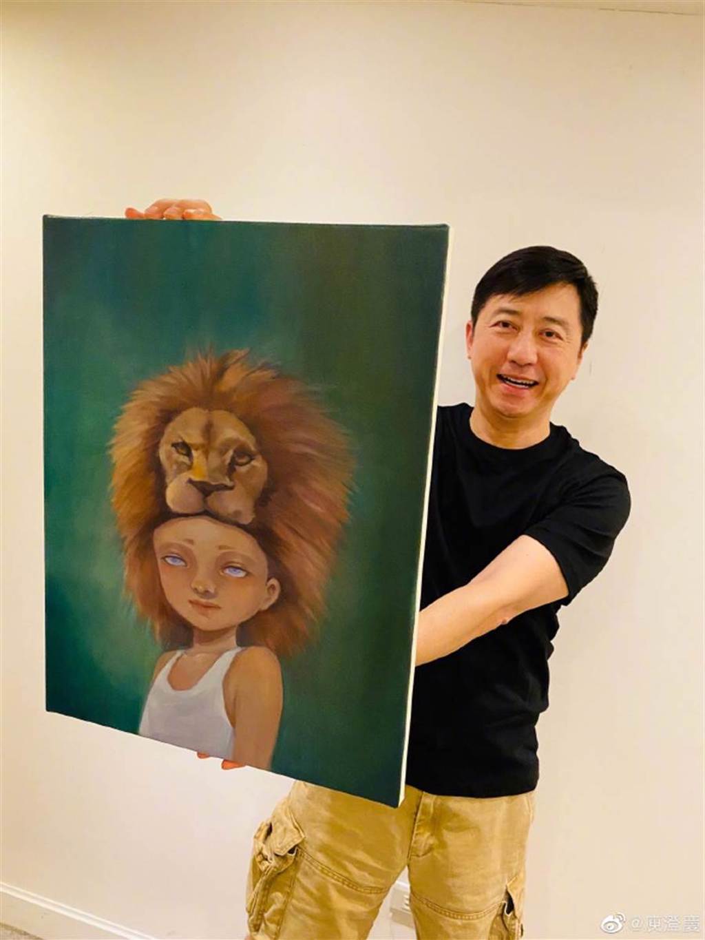 庾澄慶開心炫耀收到小哈力親手畫的作品。（圖／翻攝自微博）