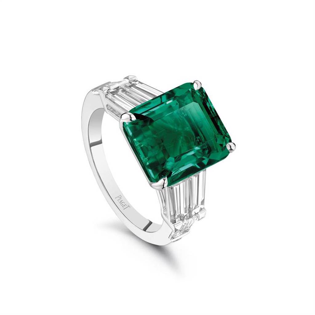 伯爵Treasures系列哥倫比亞祖母綠戒指，2690萬元。（PIAGET提供）