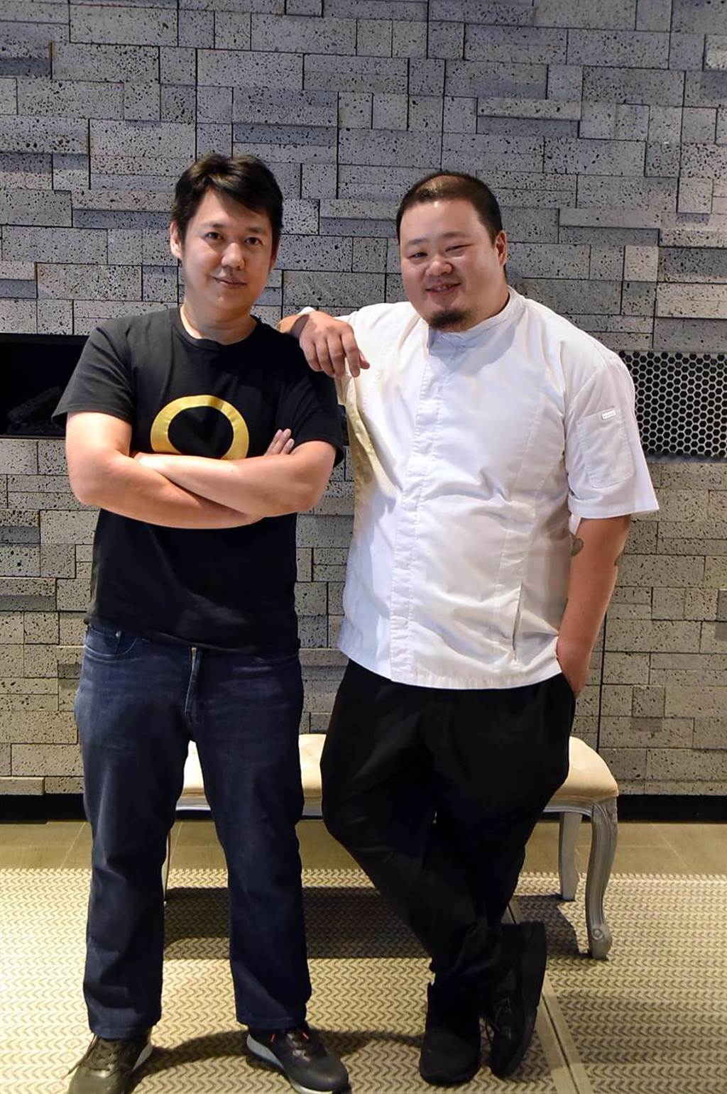 〈Orchid蘭〉餐廳負責人Frank(左）與主廚Nobu Lee持續優化客人用餐體驗。(圖／姚舜）