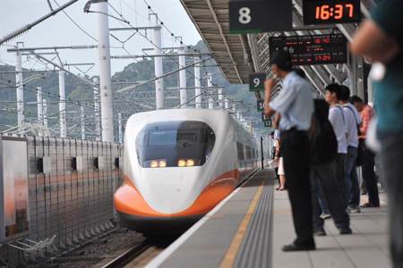 國慶連假熱門車次搶手 高鐵再宣布加開6列車