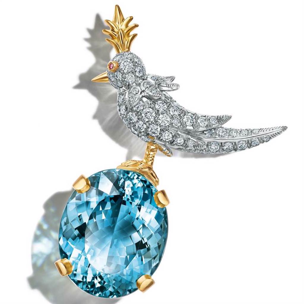 Tiffany Jean Schlumberger 海水藍寶「石上鳥」胸針。（Tiffany & Co.提供）