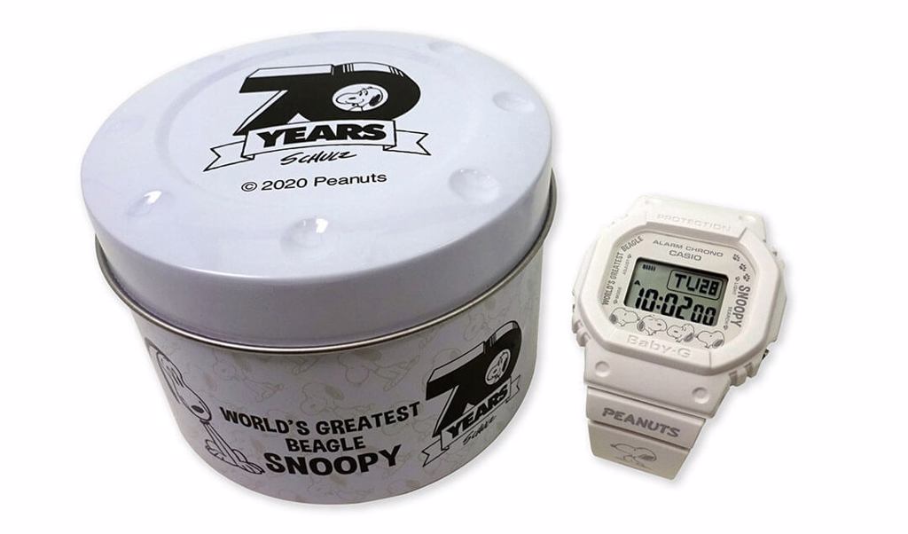 包裝鐵盒與錶款皆有 70 週年紀念 LOGO（圖 / Snoopy Town Shop）