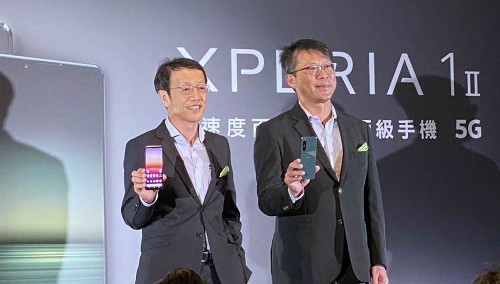Sony Mobile總經理林志遠（左）。（黃慧雯攝）