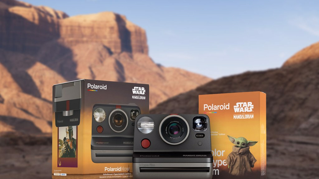 以尤達寶寶為主角的新款 Polaroid 拍立得相機（圖 / starwars.com）