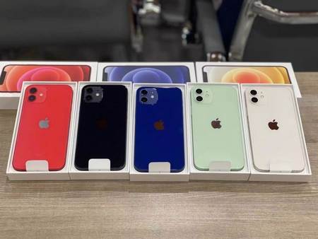 iPhone12實機曝光「垃圾桶藍」讓網友崩潰：史上最醜