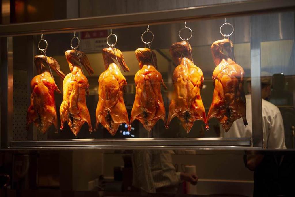 本月30日正式開幕的『上菜 片皮鴨專賣店』為漢來美食全新力作。（漢來提供）