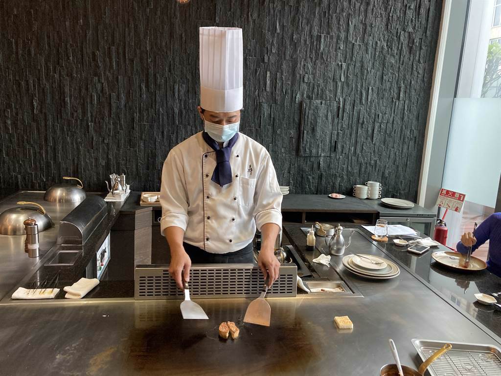 犇微風信義館、犇鐵板燒安和本館推出微奢華無菜單Omakase套餐。（圖／邱映慈攝影）
