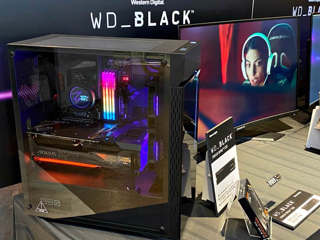 期待更高速的遊戲體驗？Western Digital發表三款WD_BLACK新品滿足玩家的期待。（黃慧雯攝）
