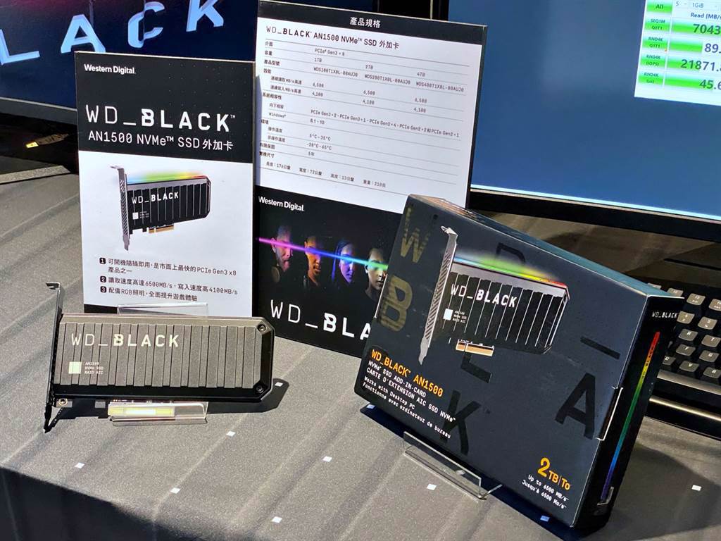 WD_BLACK AN1500 SSD外加卡。（黃慧雯攝）