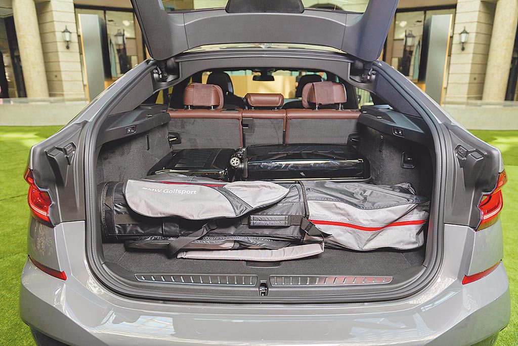 行李廂容積可於600至1800L之間彈性變化，搭配電動尾門啟閉系統，車主能夠優雅的使用。（汎德提供）
