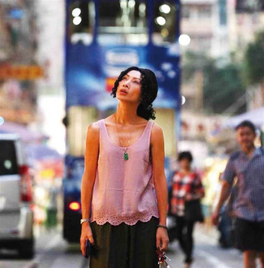 白靈在《墮胎師》中飾演在香港底層生活的單親媽媽，與現實中的她落差相當大。（圖／金馬執委會提供）