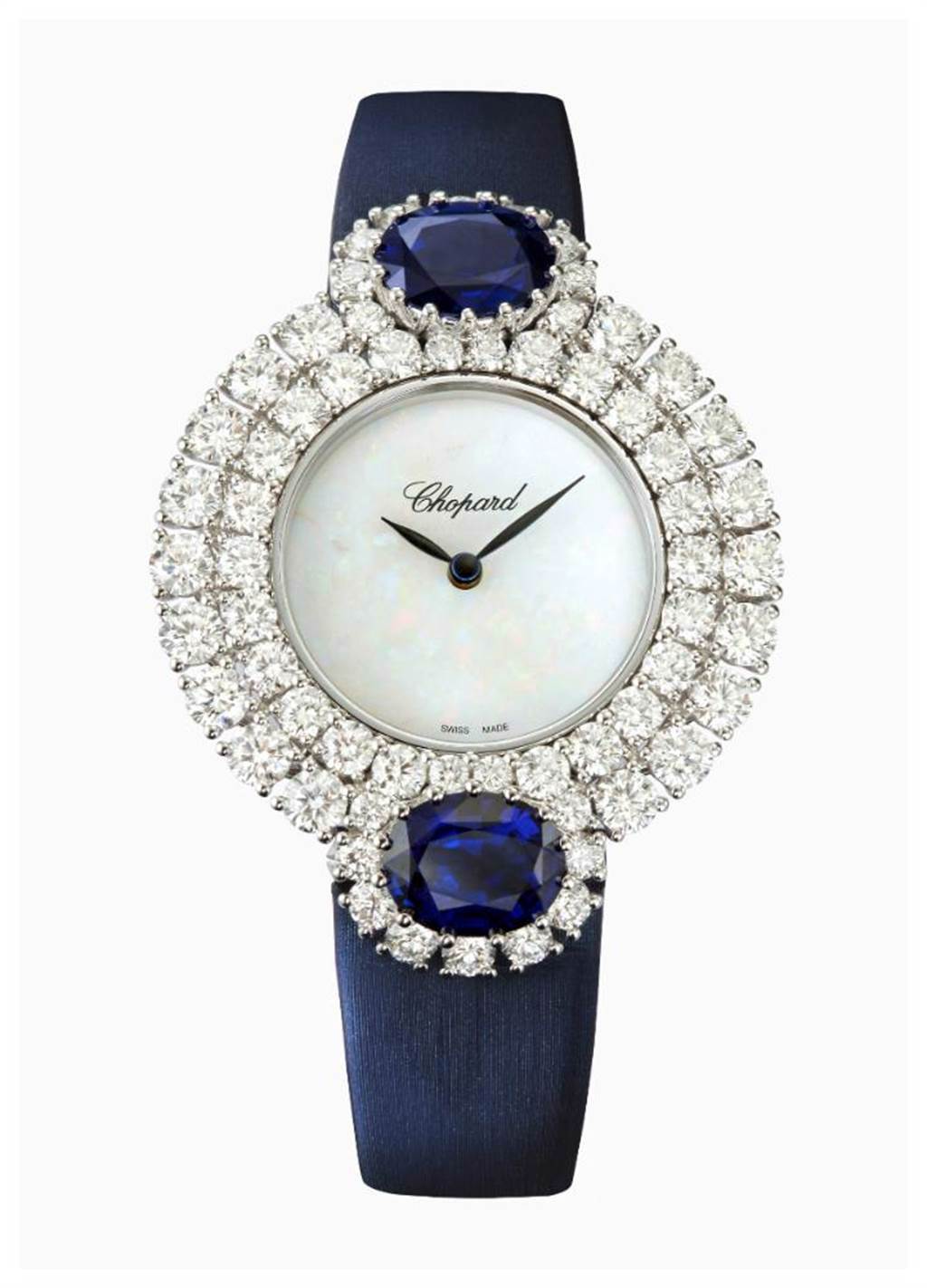 蕭邦L’Heure du Diamant鑽表，表圈共鑲嵌13.22克拉鑽石 ，512萬2000元。（CHOPARD提供）