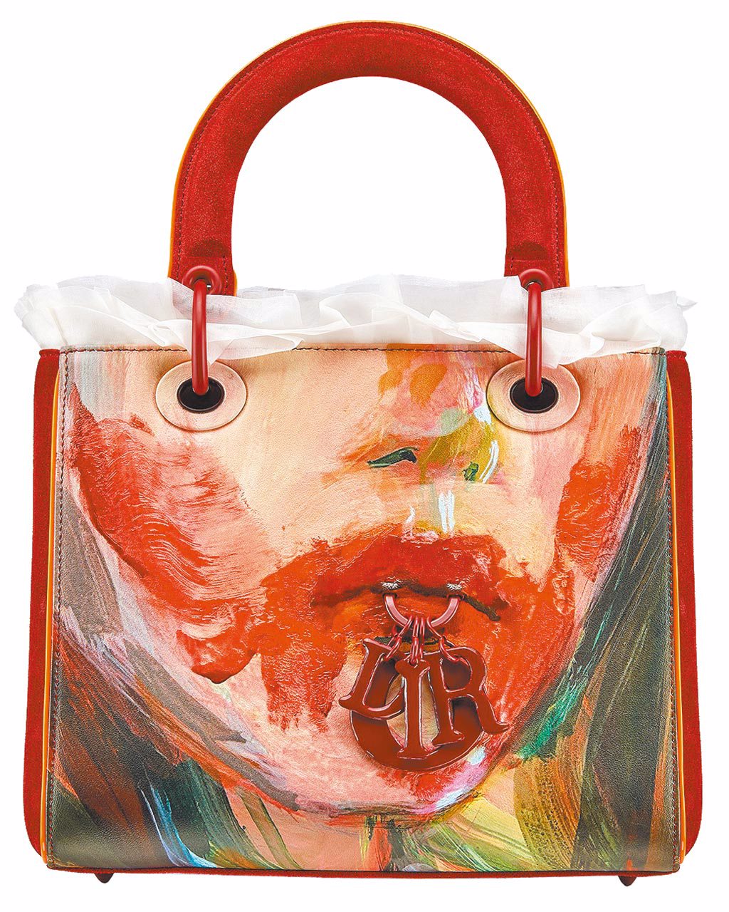 法國藝術家Claire Tabouret以擅長的肖像畫為主，在Dior Lady Art包款上以鮮紅的自畫像銜咬吊飾，打造魔幻藝術感，25萬元。（Dior提供）