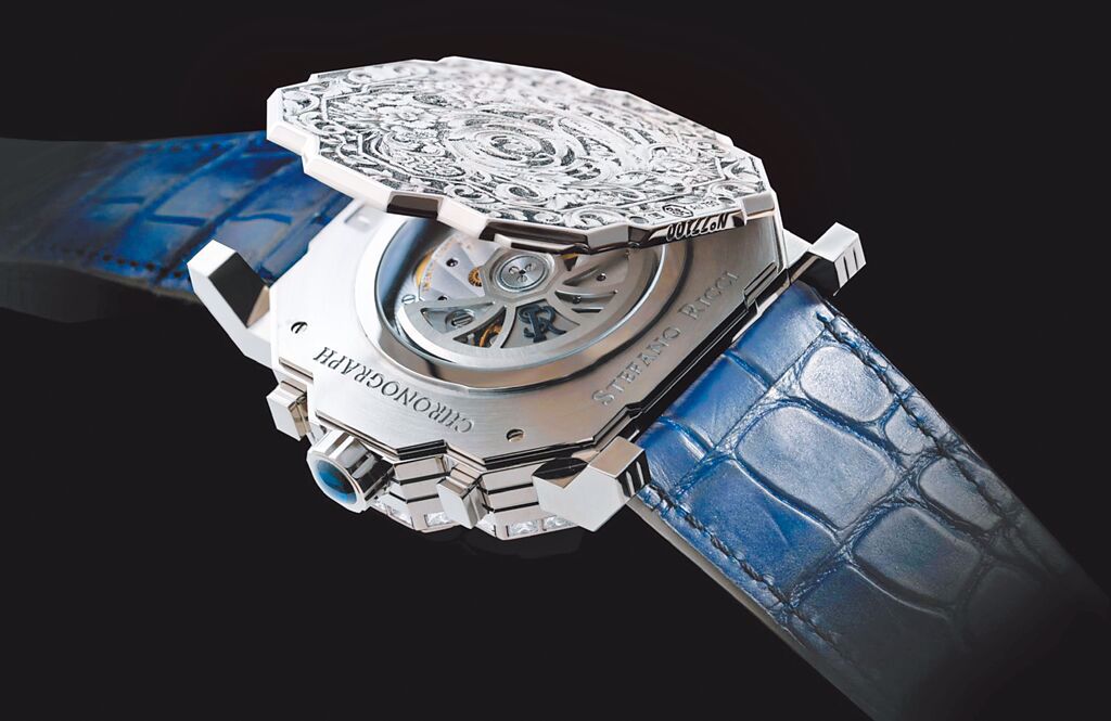 義大利奢華品牌Stefano Ricci腕表的表背融入華麗精緻的白金雕刻元素 。（Stefano Ricci提供）