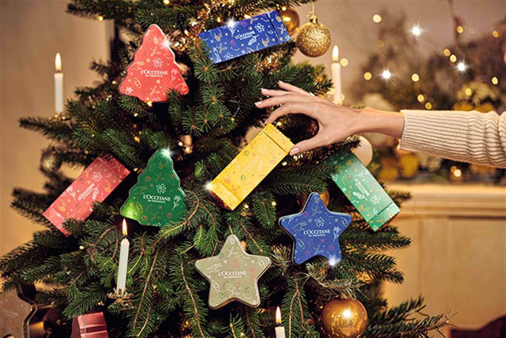 L'OCCITANE這次耶誕節將經典商品裝入星型及耶誕樹的可愛造型鐵盒中，讓人愛不釋手，絕對能榮登送禮王！（圖／品牌提供）