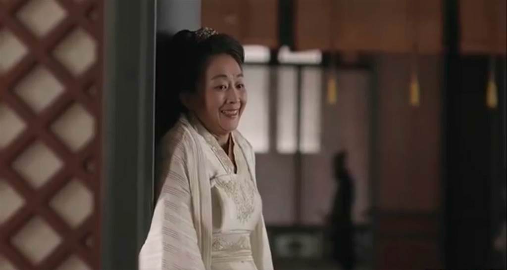 陳瑾在古裝電視劇《知否知否應是綠肥紅瘦》裡飾演平寧郡主。(圖/ 摘自微博)