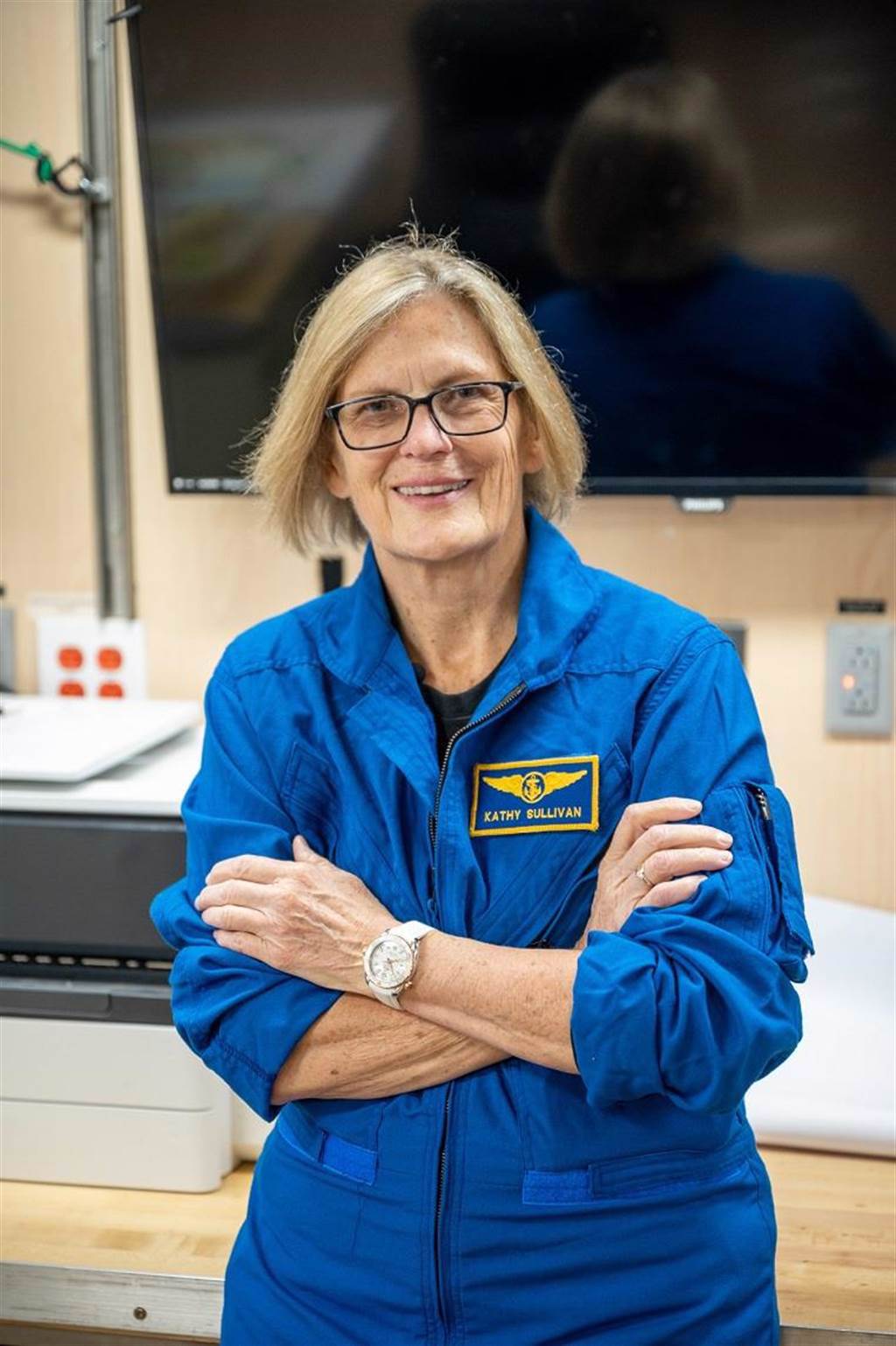 曾是太空人的Kathryn D. Sullivan也參與深潛，上天下海一把罩，被譽為「史上挑戰垂直長度最長的人」。 （OMEGA提供）
