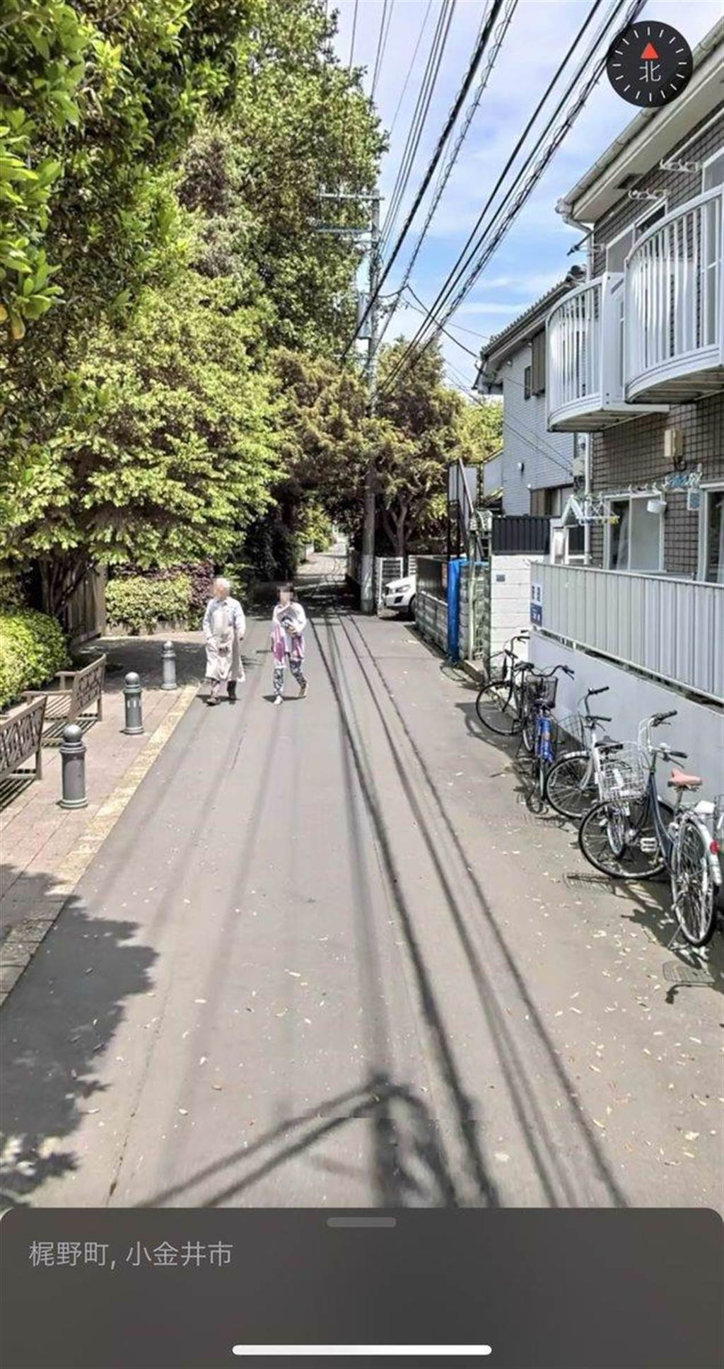 日電影研究家在Google Street畫面意外發現宮崎駿（左）身影。（取自推特（@diesuke_w））