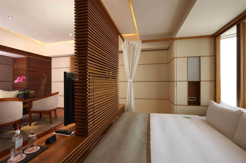 晶華酒店推出「客房芳療紓壓」住房專案，房客可在具有villa氛圍的沐蘭套房內作spa。圖／台北晶華酒店提供