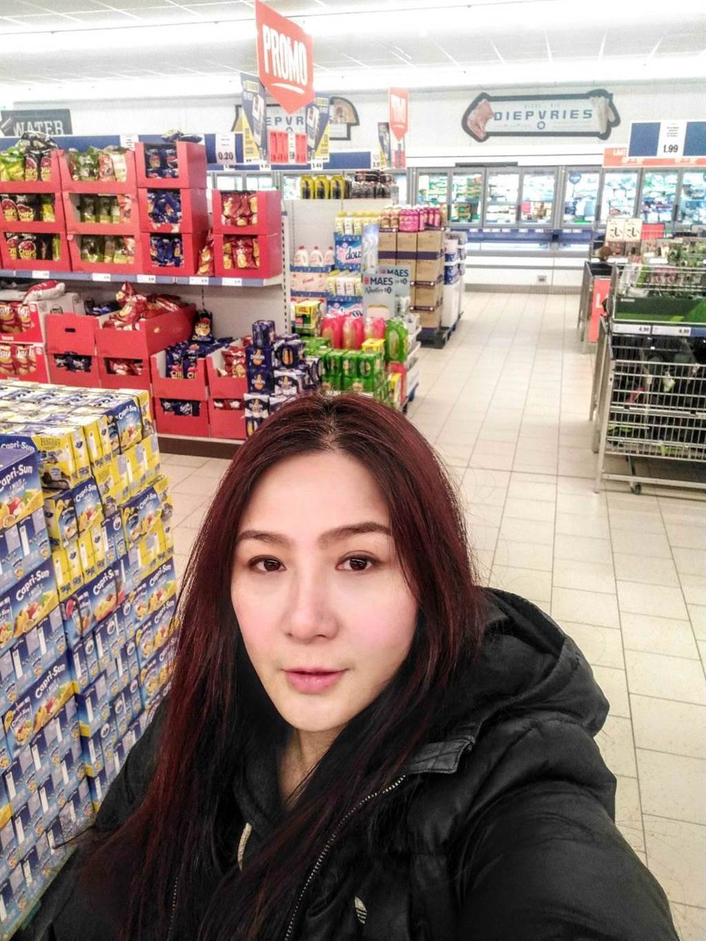 林鳳英透露當地超市也幾乎沒有人。（萬鴻提供）