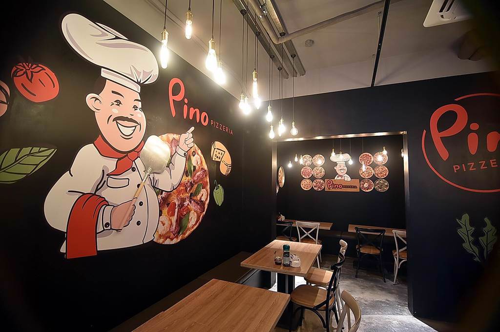 開在台北市中山北路六段的〈Pino Pizzeria〉二店，面積不大、只有26個座位。（圖／姚舜）