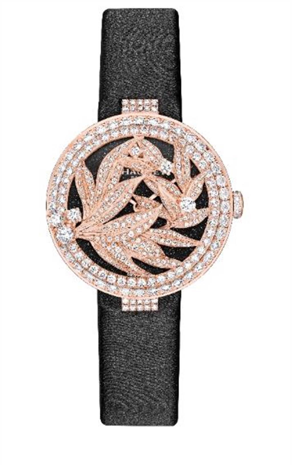 麗晶精品獨家CHAUMET Laurier 18K玫瑰金神秘腕表，價格店洽。（麗晶精品提供）