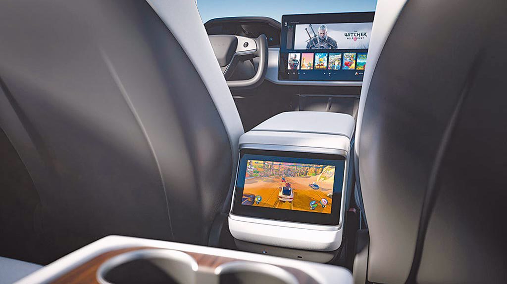 1.Tesla Model S配備第3組螢幕顯示器。（Tesla提供）