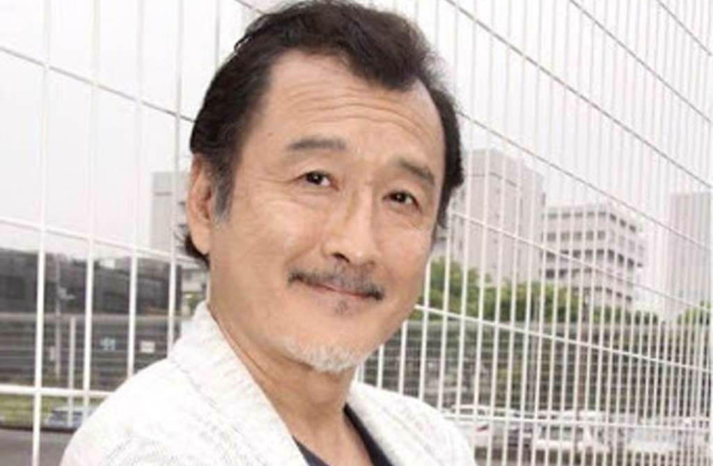 61歲男星吉田鋼太郎，公開宣布前世情人到來的喜訊。（圖／東網）