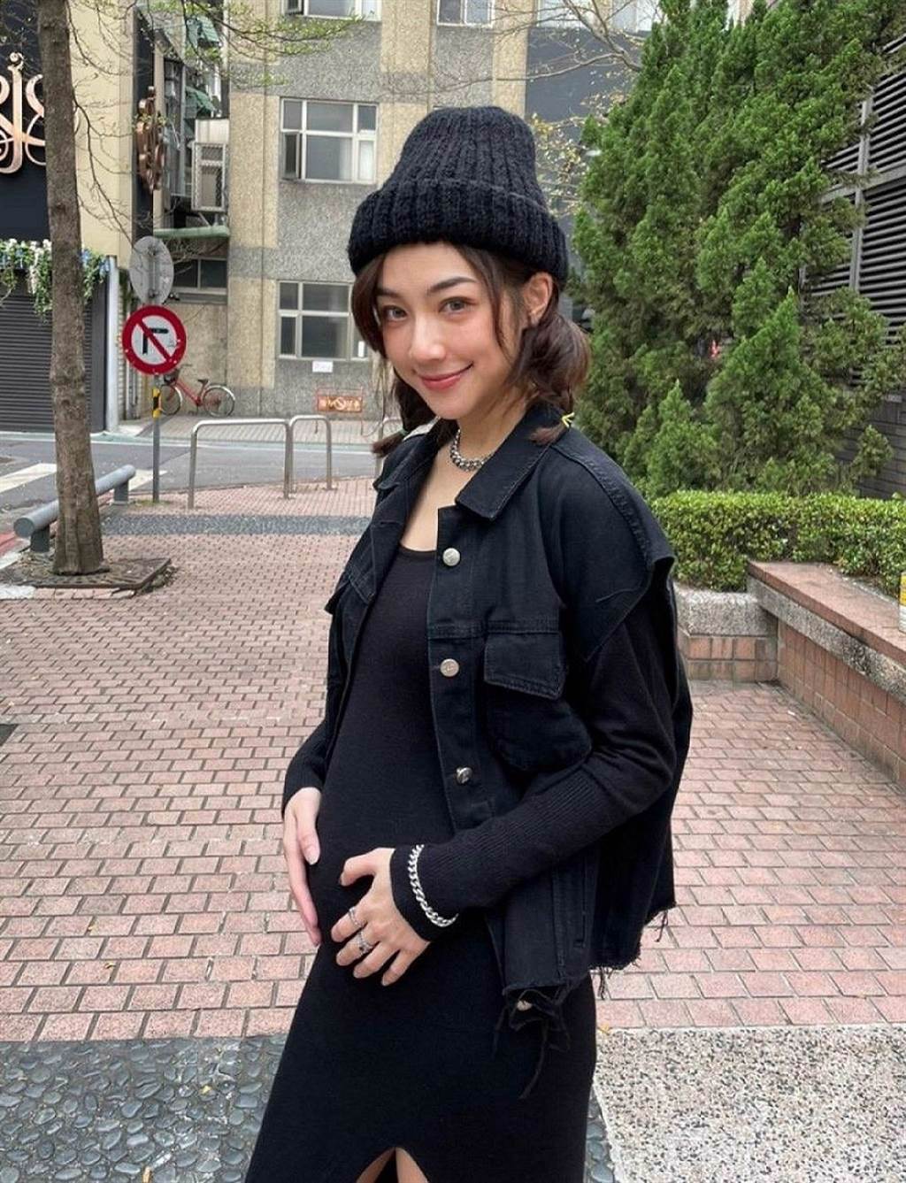 林采薇Yumi懷孕升級甜美準媽咪。（星予公關提供）