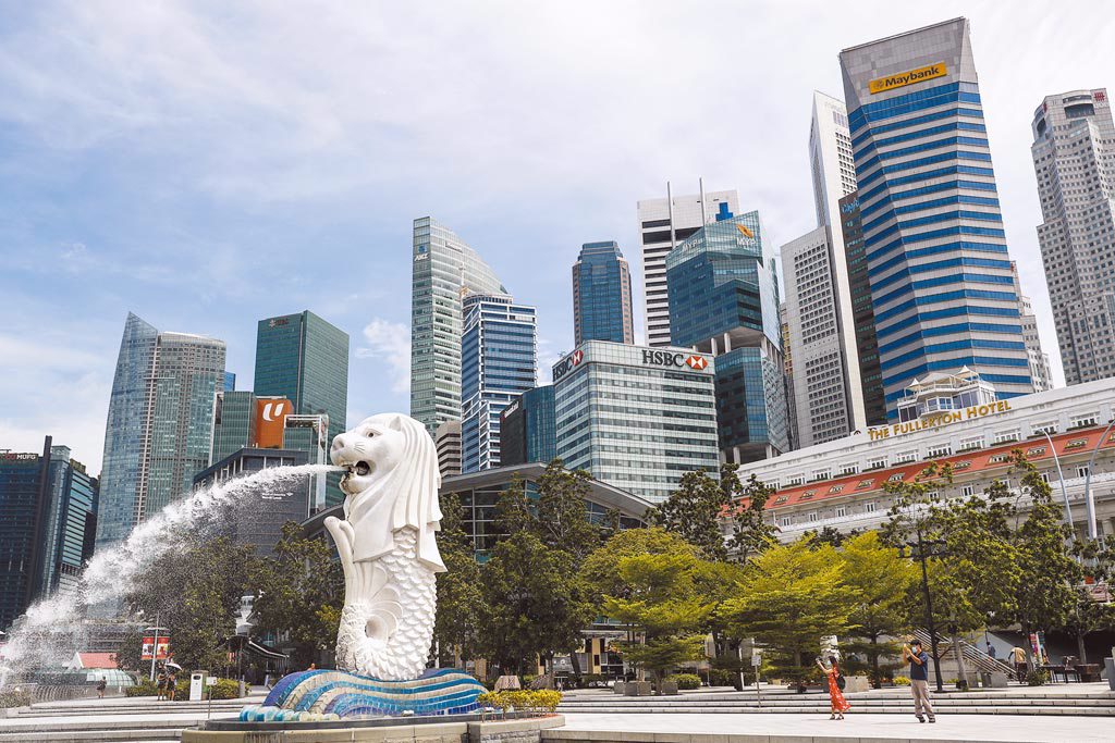 新冠疫情相對穩定的澳洲與新加坡，14日證實正就設立航空旅遊泡泡的可能性進行磋商。一旦落實，兩國居民不必隔離，就能互相往返。（美聯社）