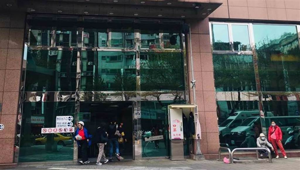 女網友臉書控訴遭台北知名醫院現任放射科主治醫師性侵，引起軒然大波，昨晚再發聲，短短13秒影片泣訴煎熬心情。（本報系資料照）