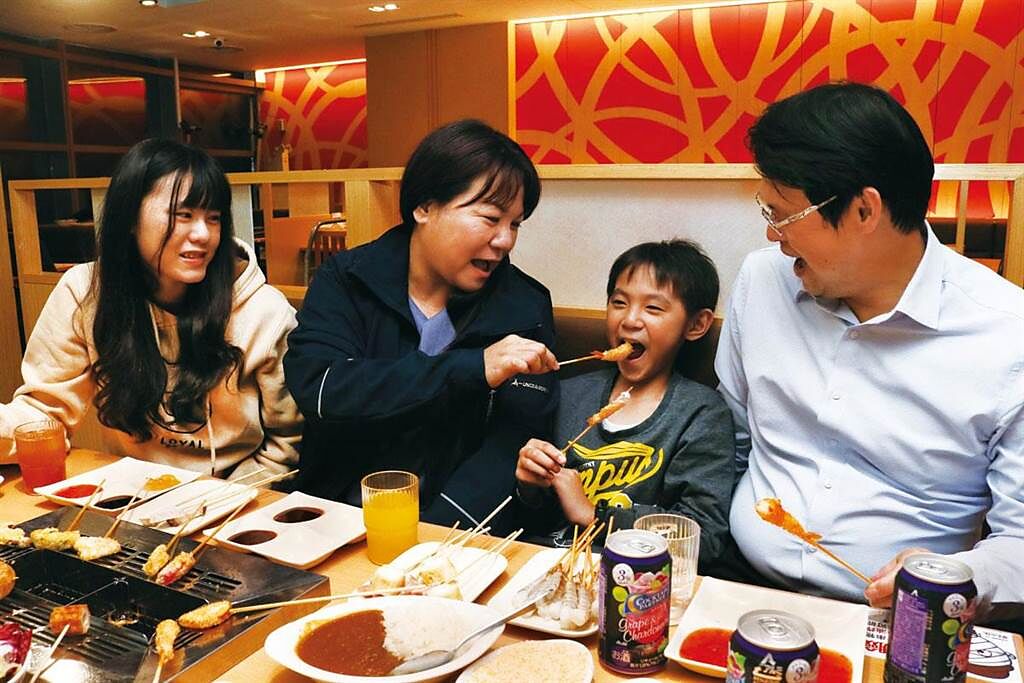 東元集團餐飲事業群旗下第一家由日本大阪引進的吃到飽品牌「串家物語」。（東元提供）