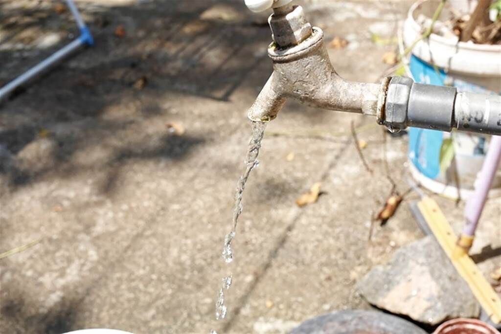 專家級「生活5大省水法」，教民眾聰明用水，用最少的水量做到最多的事，安全又衛生。(示意圖/Shutterstock)