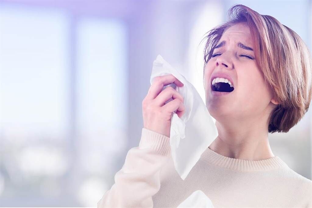 過敏鼻水多到像溺水，這溫度和濕度區間能有效舒緩，降低過敏發作機率。(示意圖/Shutterstock)