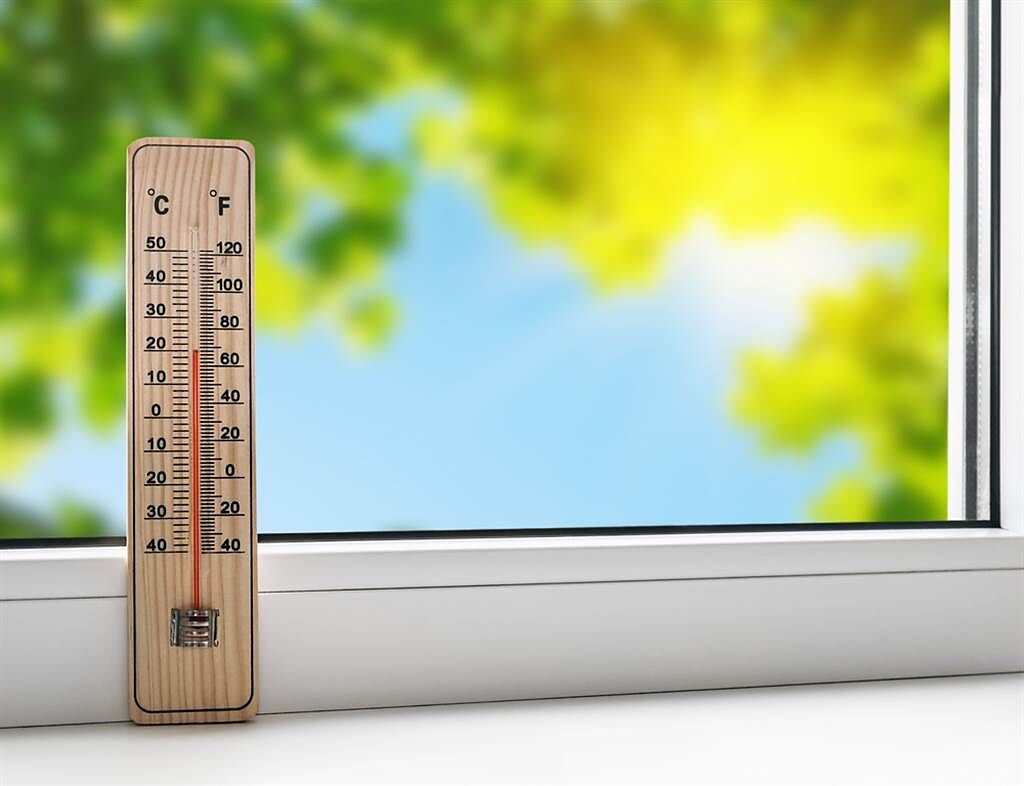 春天日夜溫差大！小心心血管疾病發作，醫曝：這種溫度比低溫更要命。(示意圖/Shutterstock)
