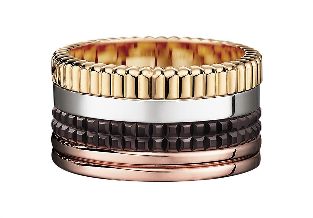 Boucheron經典Quatre Classique系列戒指，黃金、白金、玫瑰金、棕色PVD等，17萬1500元。（Boucheron提供）