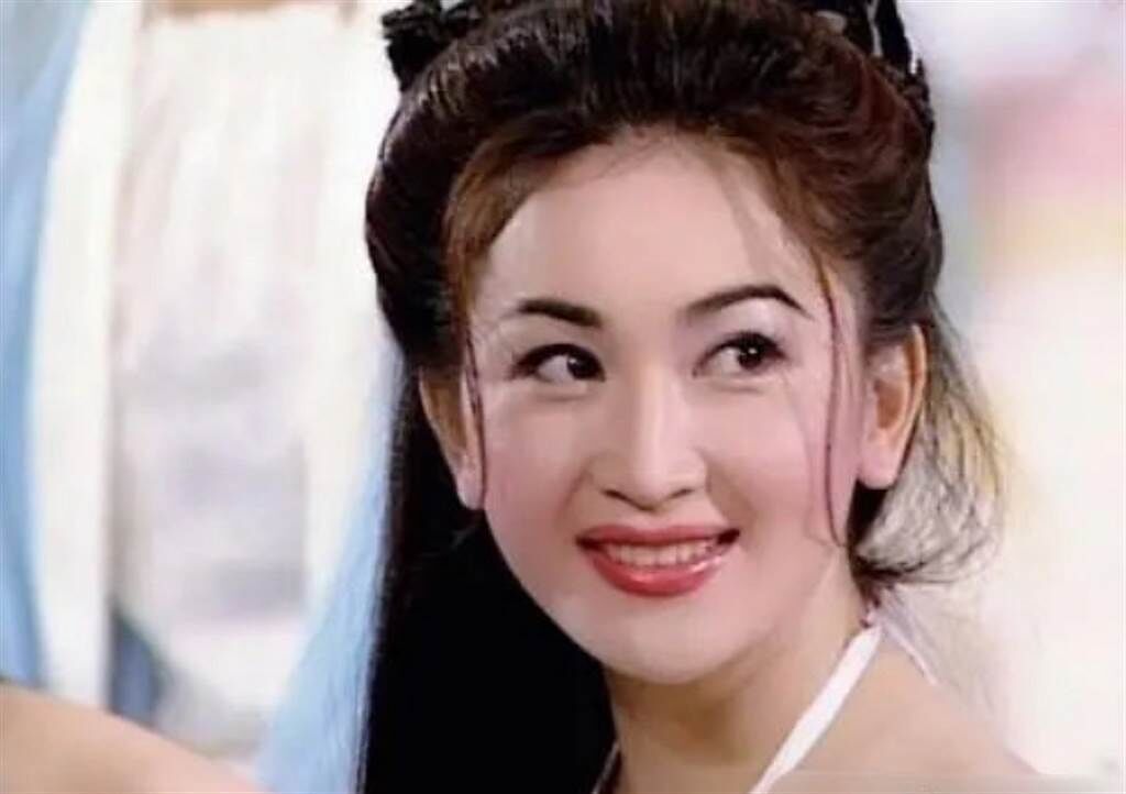 溫碧霞當年飾演的蘇妲己，是許多觀眾心中的「最美妲己」。(圖/ 摘自微博)