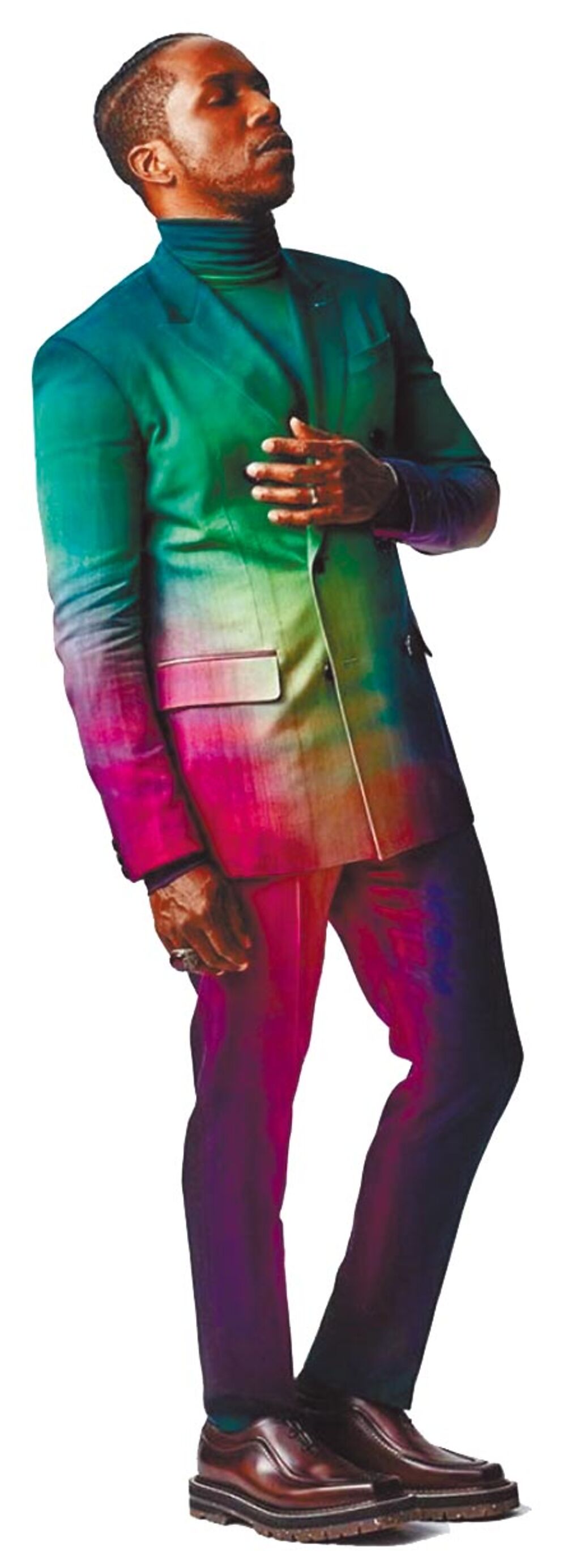 小萊斯利奧多姆身著Berluti冬季服裝，色彩多元呈現方式讓人為之讚嘆。（摘自IG）