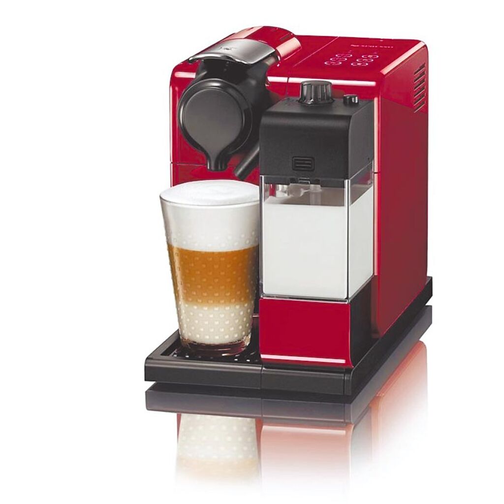 樂天市場的Metis雀巢Lattissima Touch 膠囊咖啡機，原價9900元，特價8399元。（樂天市場提供）
