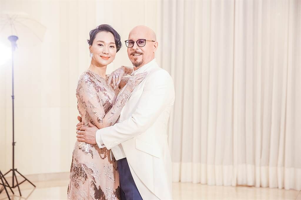 坣娜2017年嫁給280億元富商薛智偉。（圖／中時資料照）