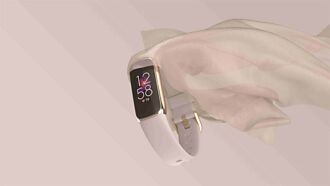 Fitbit Luxe智慧手環推出 具備壓力感測與全彩螢幕