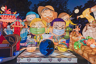 競賽花燈於孔廟廣場「燈」場 周末加碼市集、街頭藝人為光臨藝術節暖身