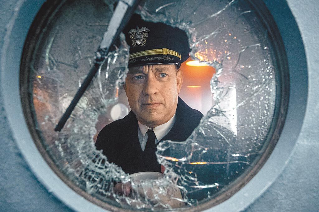 影帝湯姆漢克在Apple TV+的《怒海戰艦》中自編自演，化身二戰時期的巡洋艦灰獵犬號指揮官。（美聯社）