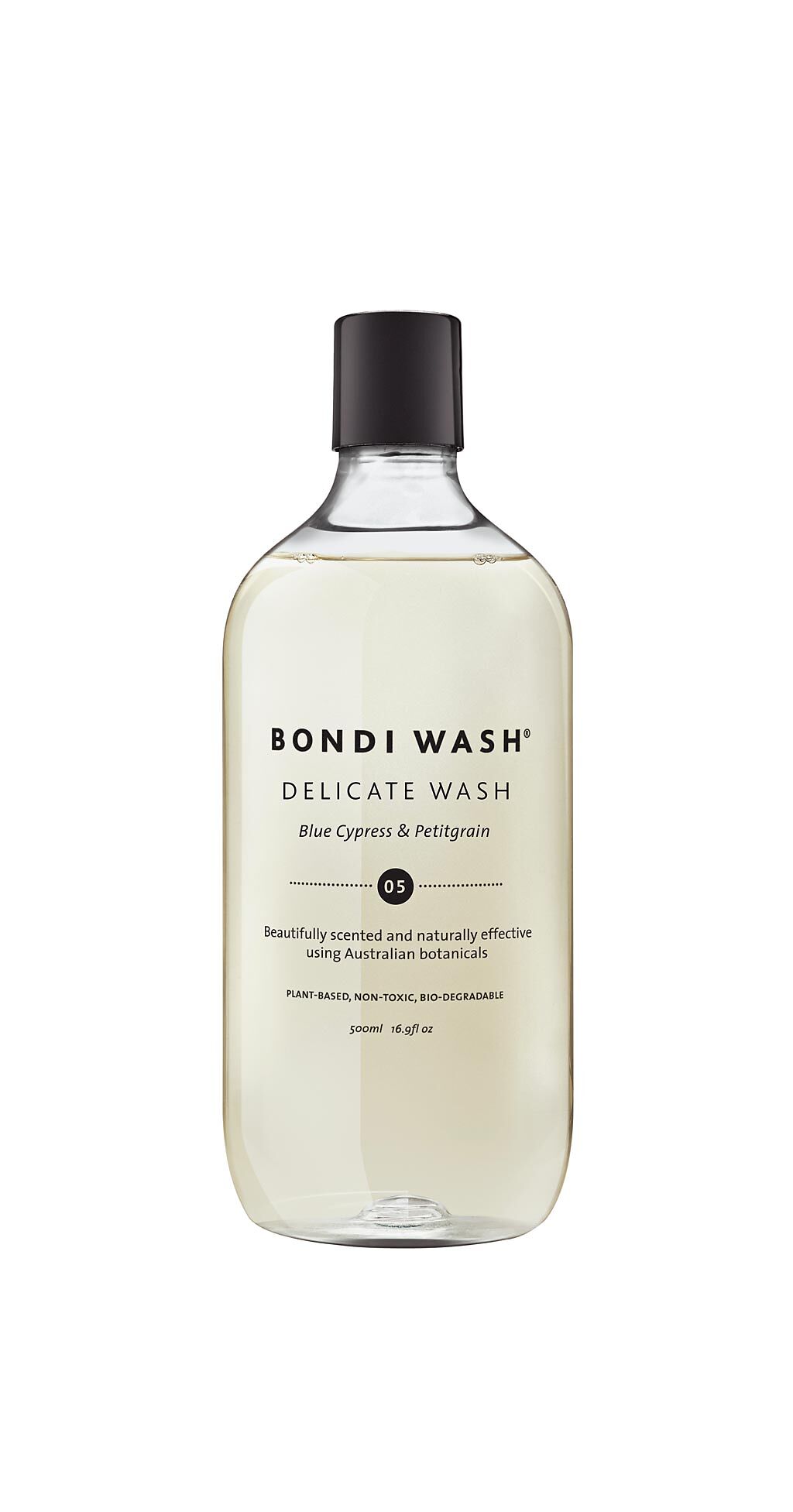 Bondi Wash藍絲柏&苦橙葉精緻衣物洗衣精500ml，680元。（Bondi Wash提供）