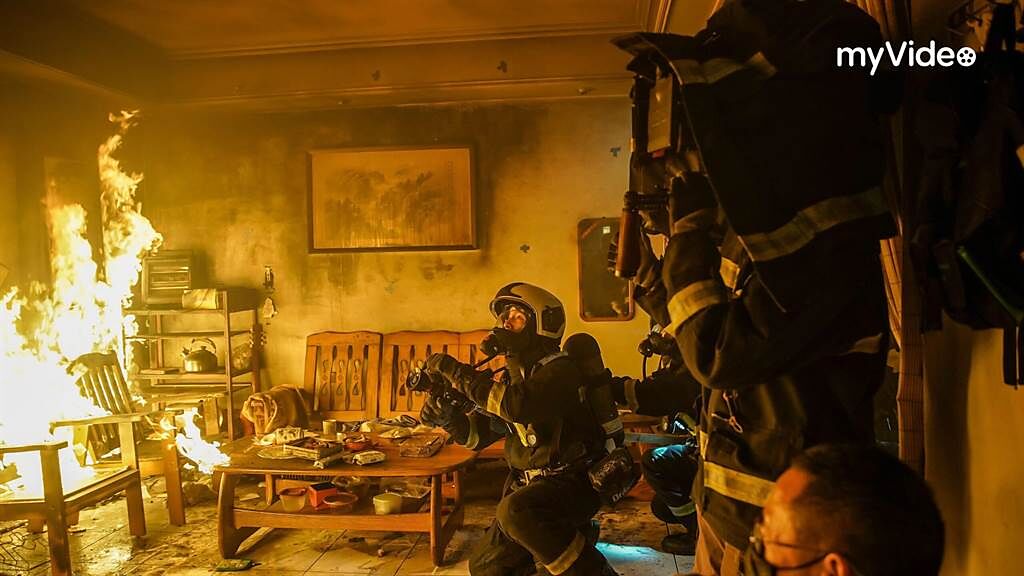 《火神的眼淚》拍攝火災場景引進專業技術。（台灣大提供）