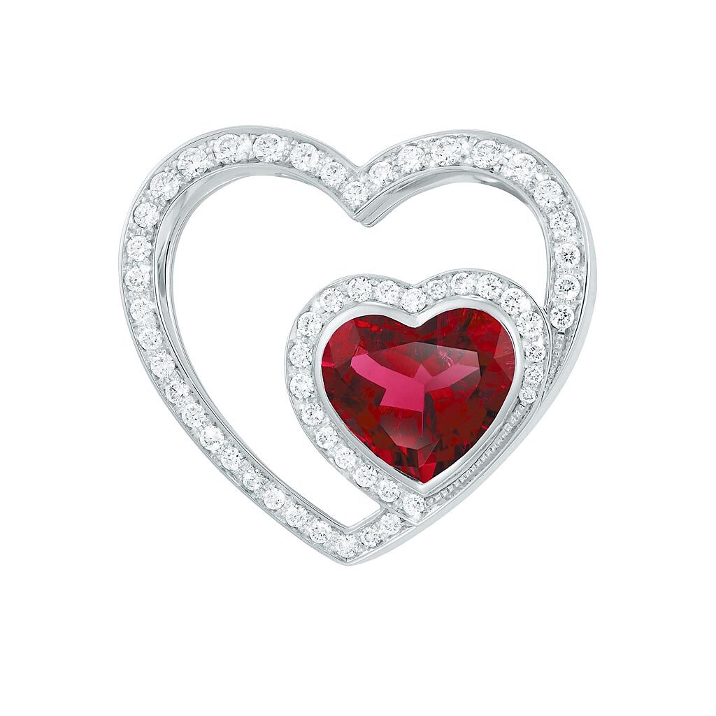 FRED的Pretty Woman系列紅碧璽和鑽石耳環，34萬2700元。（FRED提供）