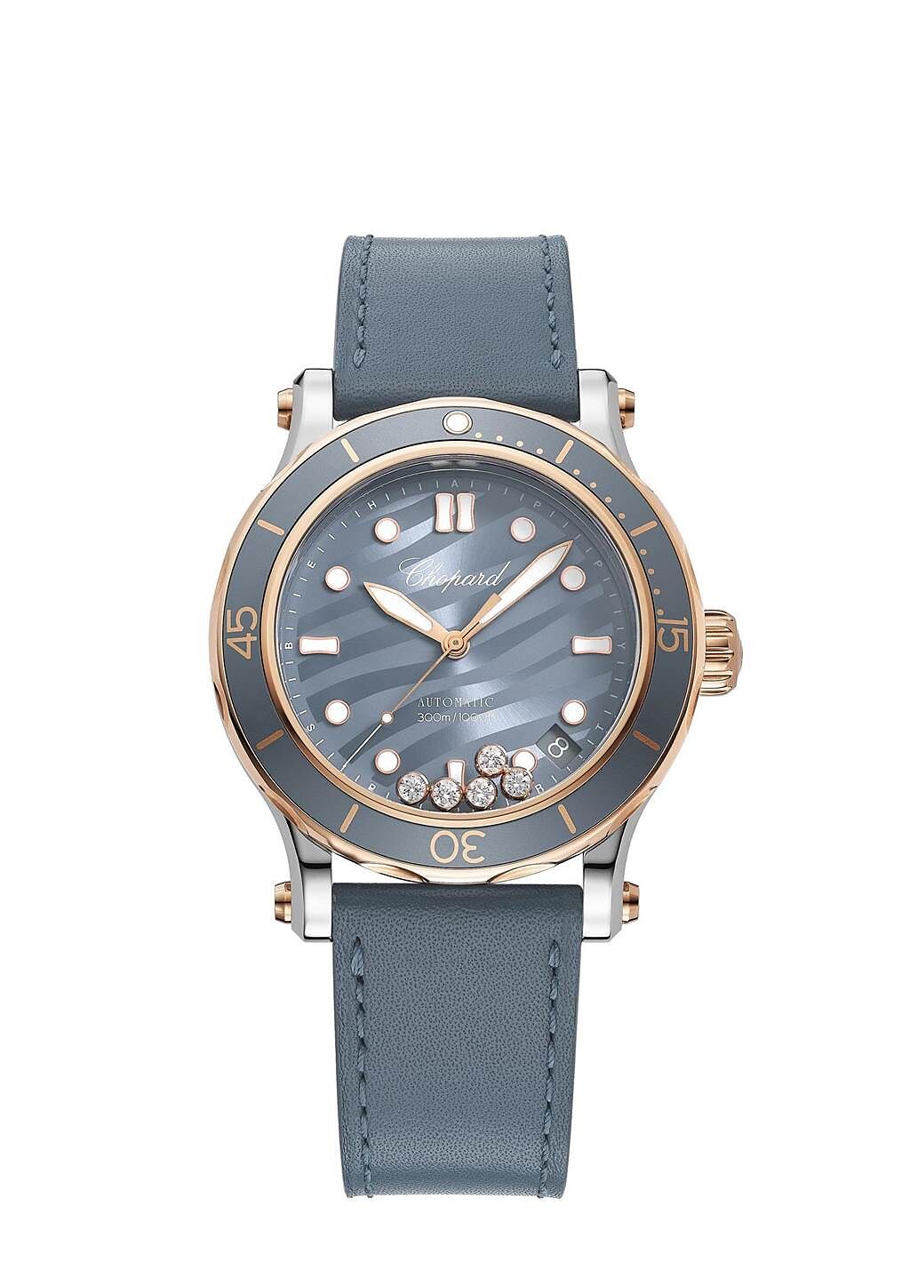 蕭邦Happy Ocean腕表，優雅的藍灰色調更添品味氣質，43萬5000元。（CHOPARD提供）