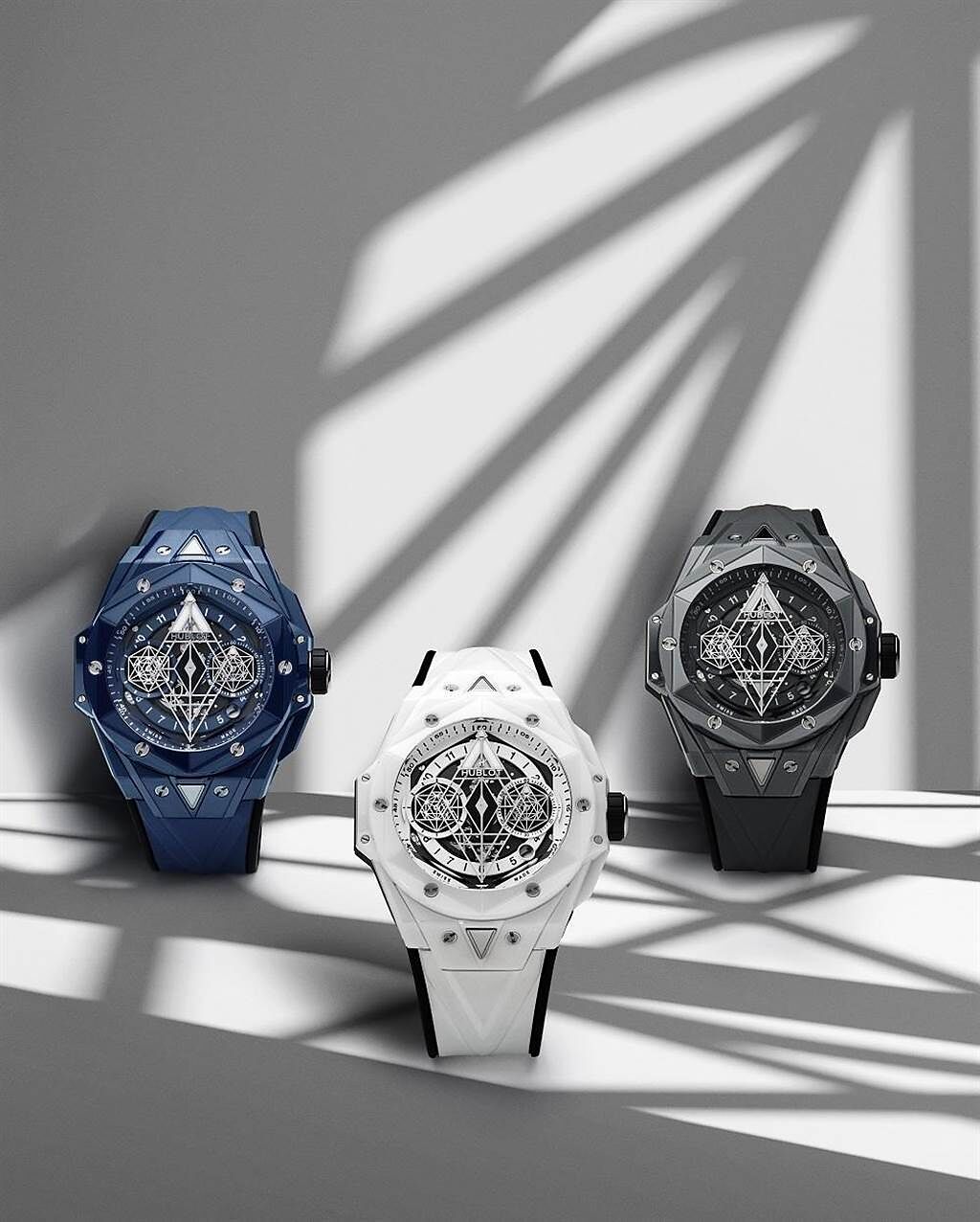 宇舶表BIG BANG SANG BLEU II亮彩陶瓷腕表，有灰白藍三色，各限量200只，各84萬7000元。（HUBLOT提供）